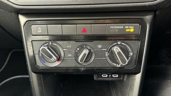 Volkswagen T-Cross 1.0 TSI SE SUV 5dr Petrol DSG Euro 6 (s/s) (110 ps)