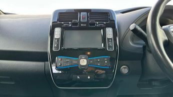 Nissan Leaf 24kWh Tekna Hatchback 5dr Electric Auto (107 bhp)
