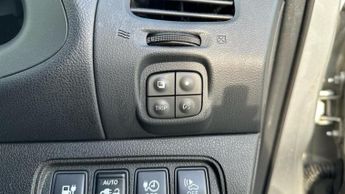 Nissan Leaf 24kWh Tekna Hatchback 5dr Electric Auto (107 bhp)