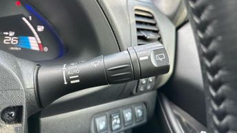 Nissan Leaf 24kWh Tekna Hatchback 5dr Electric Auto (107 bhp)