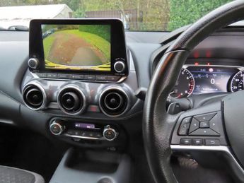 Nissan Juke 1.0 DIG-T N-Connecta SUV 5dr Petrol DCT Auto Euro 6 (s/s) (114 p