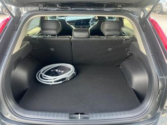 Kia Niro 64.8 kWh 3