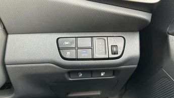 Hyundai IONIQ 38.3kWh Premium Hatchback 5dr Electric Auto (136 ps)