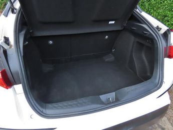 Toyota C-HR 1.8 VVT-h Excel SUV 5dr Petrol Hybrid CVT Euro 6 (s/s) (122 ps)