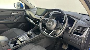 Nissan Qashqai 1.3 DIG-T MHEV N-Connecta SUV 5dr Petrol Hybrid XTRON Euro 6 (s/
