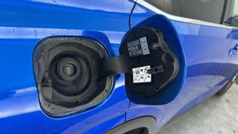 Nissan Qashqai 1.3 DIG-T MHEV N-Connecta SUV 5dr Petrol Hybrid XTRON Euro 6 (s/