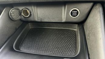 Nissan Qashqai 1.3 DIG-T MHEV N-Connecta SUV 5dr Petrol Hybrid XTRON Euro 6 (s/