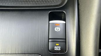 Nissan Qashqai 1.3 DIG-T MHEV N-Connecta SUV 5dr Petrol Hybrid XTRON Euro 6 (s/