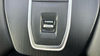 Nissan Qashqai 1.3 DIG-T MHEV N-Connecta SUV 5dr Petrol Hybrid XTRON Euro 6 (s/