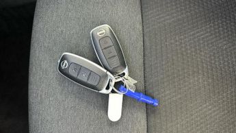 Nissan Qashqai 1.3 DIG-T MHEV N-Connecta SUV 5dr Petrol Hybrid XTRON Euro 6 (s/
