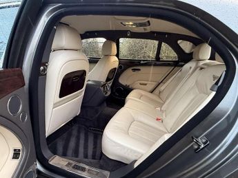 Bentley Mulsanne 6.75 V8 Saloon 4dr Petrol Auto Euro 5 (505 bhp)