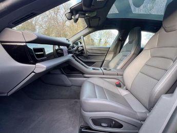Porsche Taycan Performance 79.2kWh Sport Turismo Auto RWD 5dr (11kW Charger)