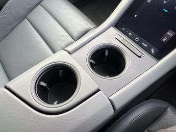 Porsche Taycan Performance 79.2kWh Sport Turismo Auto RWD 5dr (11kW Charger)