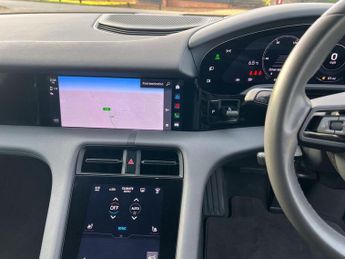 Porsche Taycan Performance 79.2kWh Sport Turismo Auto RWD 5dr (11kW Charger)