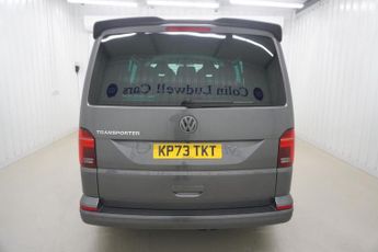 Volkswagen Transporter 2.0 TDI T32 Highline Kombi Double Cab 5dr Diesel DSG FWD SWB Eur