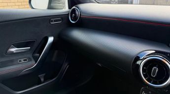 Mercedes-Benz A Class 2.0 A200d AMG Line (Executive) Hatchback 5dr Diesel 8G-DCT Euro 