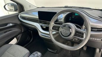 Fiat 500e 42kWh Icon Hatchback 3dr Electric Auto (118 ps)