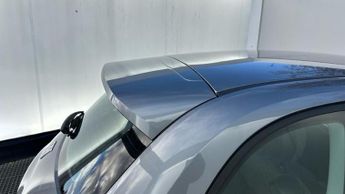 Fiat 500e 42kWh Icon Hatchback 3dr Electric Auto (118 ps)