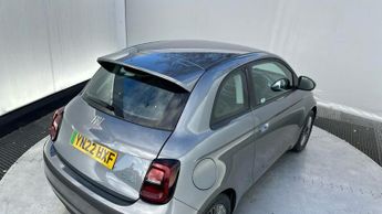 Fiat 500e 42kWh Icon Hatchback 3dr Electric Auto (118 ps)