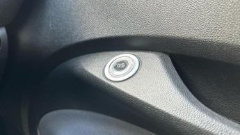 Fiat 500e 42kWh Icon Hatchback 3dr Electric Auto (118 ps)