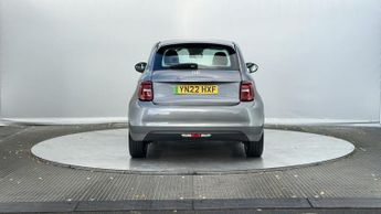 Fiat 500e 42kWh Icon Hatchback 3dr Electric Auto (118 ps)