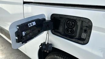 Citroen e-Berlingo 50kWh Flair XTR XL MPV 5dr Electric Auto (7.4kW Charger) (136 ps