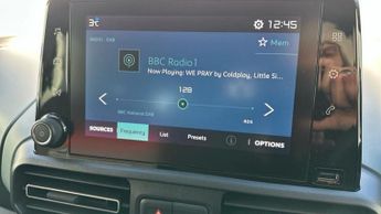 Citroen e-Berlingo 50kWh Flair XTR XL MPV 5dr Electric Auto (7.4kW Charger) (136 ps