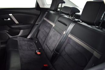 Citroen e-C4 X 50kWh e-series Fastback 4dr Electric Auto (7.4kW Charger) (136 p