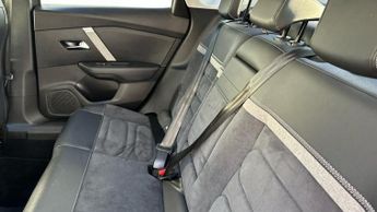 Citroen e-C4 X 50kWh e-series Fastback 4dr Electric Auto (7.4kW Charger) (136 p