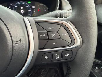 Fiat Tipo 1.5 FireFly Turbo MHEV Cross DCT Euro 6 (s/s) 5dr