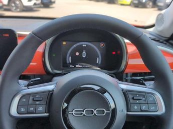 Fiat 600 1.2 MHEV La Prima e-DCT Euro 6 (s/s) 5dr