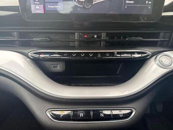 Fiat 500e 42kWh Icon Auto 3dr