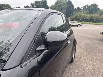 Fiat 500e 42kWh Icon Auto 3dr