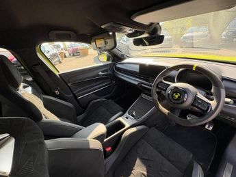 Abarth 600e 54kWh Scorpionissima Auto 5dr