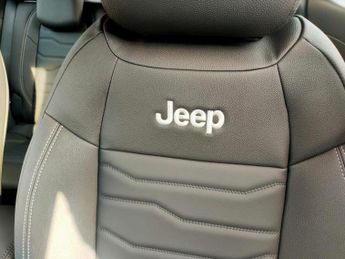 Jeep Avenger 54kWh Altitude SUV 5dr Electric Auto (156 ps)