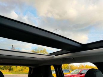 Jeep Renegade 1.5 T4 e-Hybrid MHEV North Star DCT Euro 6 (s/s) 5dr