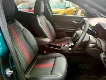 Alfa Romeo Junior 54kWh Elettrica Speciale Auto 5dr