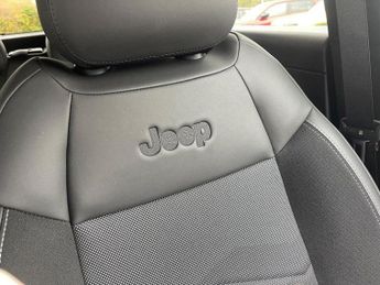 Jeep Avenger 54kWh Summit Auto 5dr