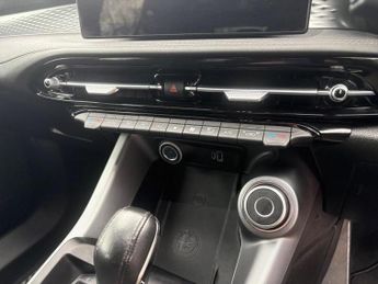 Alfa Romeo Tonale 1.5 VGT MHEV Ti DCT Euro 6 5dr