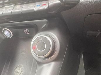 Alfa Romeo Tonale 1.5 VGT MHEV Ti DCT Euro 6 5dr