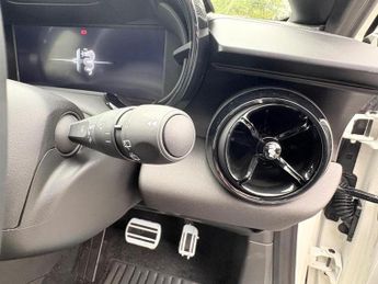 Alfa Romeo Junior 1.2 MHEV Ibrida e-DCT Euro 6 (s/s) 5dr