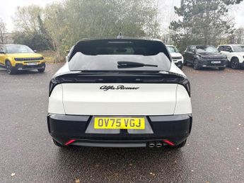 Alfa Romeo Junior 1.2 MHEV Ibrida e-DCT Euro 6 (s/s) 5dr