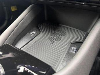 Alfa Romeo Junior 1.2 MHEV Ibrida e-DCT Euro 6 (s/s) 5dr