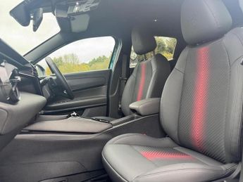 Alfa Romeo Junior 1.2 MHEV Ibrida e-DCT Euro 6 (s/s) 5dr