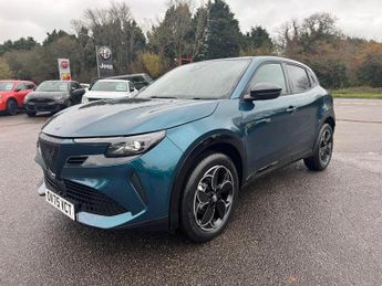 Alfa Romeo Junior 1.2 MHEV Ibrida e-DCT Euro 6 (s/s) 5dr