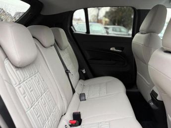 Fiat 600 1.2 MHEV La Prima SUV 5dr Petrol Hybrid e-DCT Euro 6 (s/s) (136 