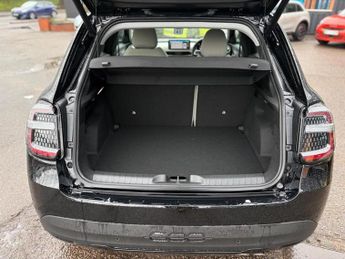 Fiat 600 1.2 MHEV La Prima SUV 5dr Petrol Hybrid e-DCT Euro 6 (s/s) (136 