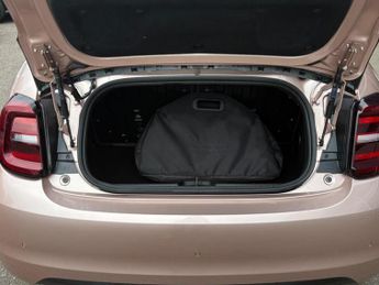 Fiat 500e C 42kWh Icon Convertible 2dr Electric Auto (118 ps)