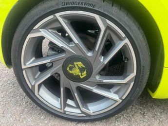 Abarth 500e 42kWh Scorpionissima Auto 3dr