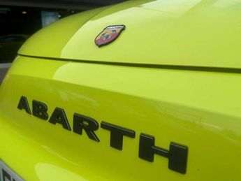 Abarth 500e 42kWh Scorpionissima Auto 3dr